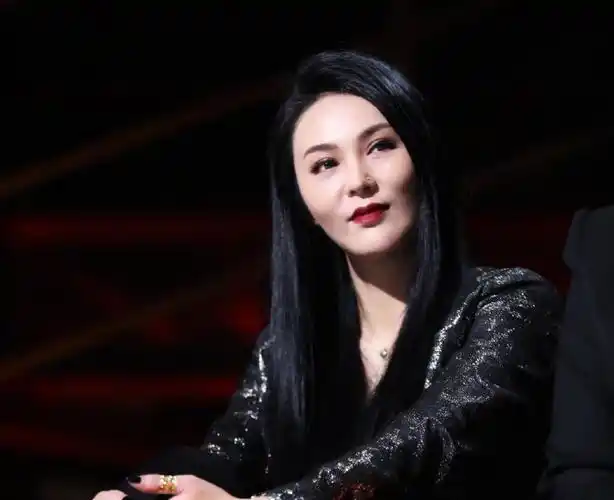 原创张晋阵营跳舞能赢不意外但剪辑却让人心寒连官微都在悄悄鸣冤