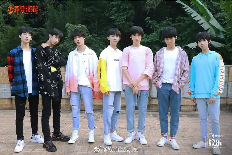 《少年梦游记》新一期官方图~马嘉祺 丁程鑫 宋亚轩 刘耀文 张真源