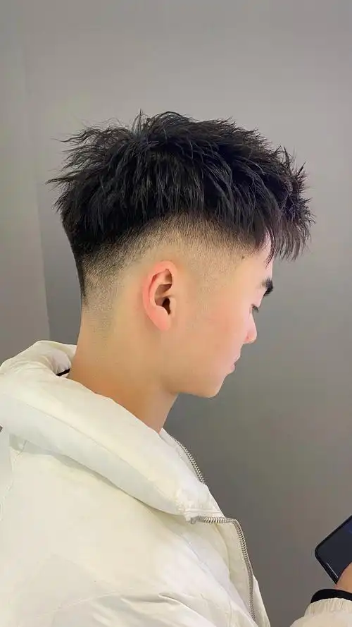 原创春节男发16款帅气有型真精神照着剪就对了