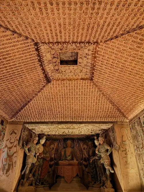 敦煌市博物馆的45窟复制窟