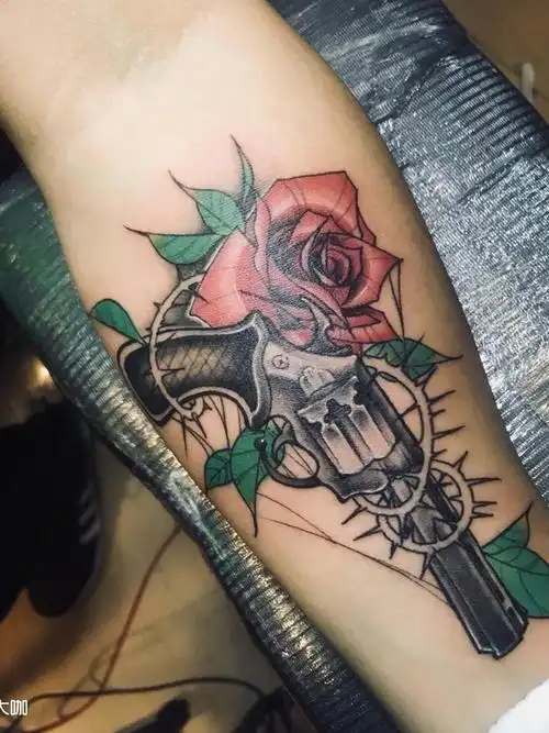 枪花_纹身图案手稿图片_杰刺的纹身作品集
