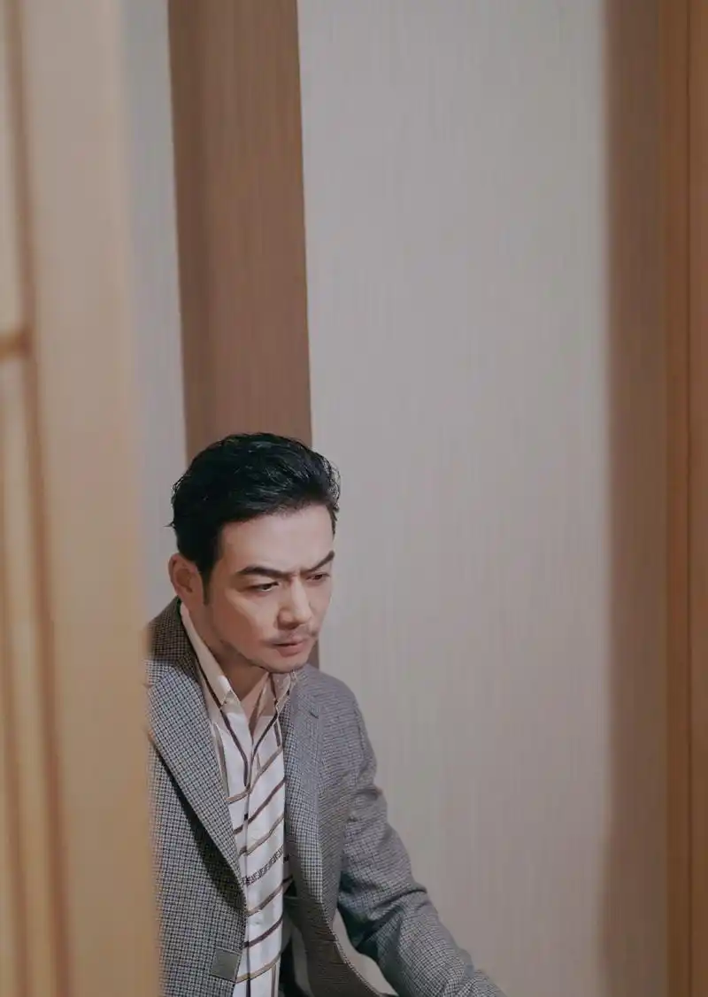 杨烁小包总,时间沉淀下的男人味,男子气概,真正男子汉