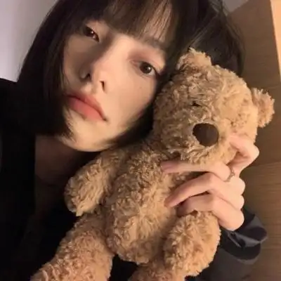 清新邻家女孩精致温柔ins头像最新 温柔俏皮可爱的网红女生头像_女生