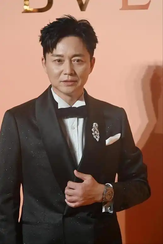 回顾越老越帅的男星只服这4位不整容干净清爽连褶子都是魅力