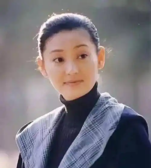 原创曾被记者扬言封赶走的女友成了冯小刚老婆王志文人生很精彩