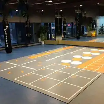 榕江健身房pvc弹性塑胶地板胶地垫子. 黔东南榕江县健身房 - 抖音