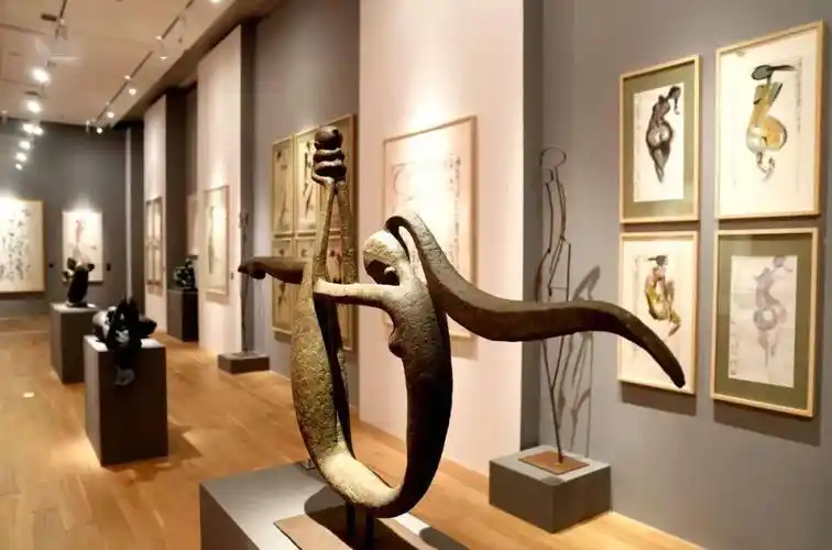 春风赞友深回眸哈尔滨韩美林艺术展