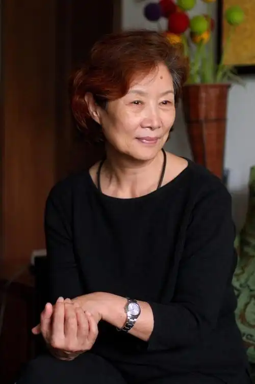 今天我们刊发的是演员吕中的口述.