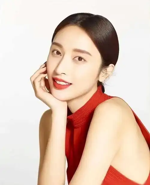 39岁张俪,这身材着实顶不住!|娱乐圈|时尚圈|女演员_网易订阅