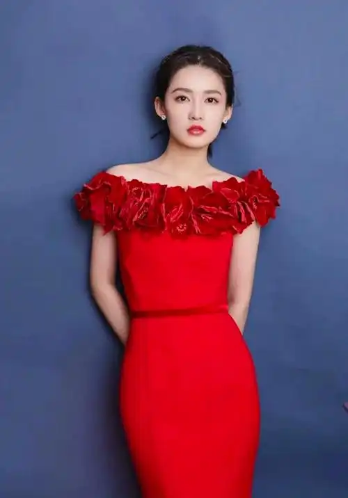 李沁个人资料介绍,李沁 - 凑外百科