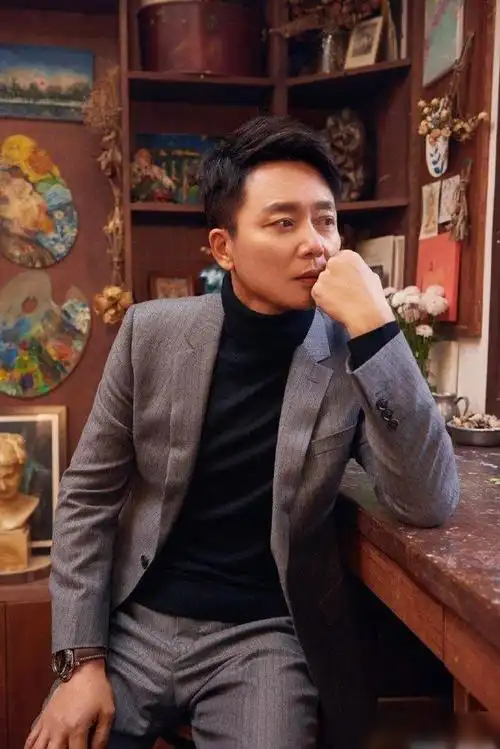 万年女二挑大梁杨蓉搭档实力派演员刘奕君谱写青春之歌