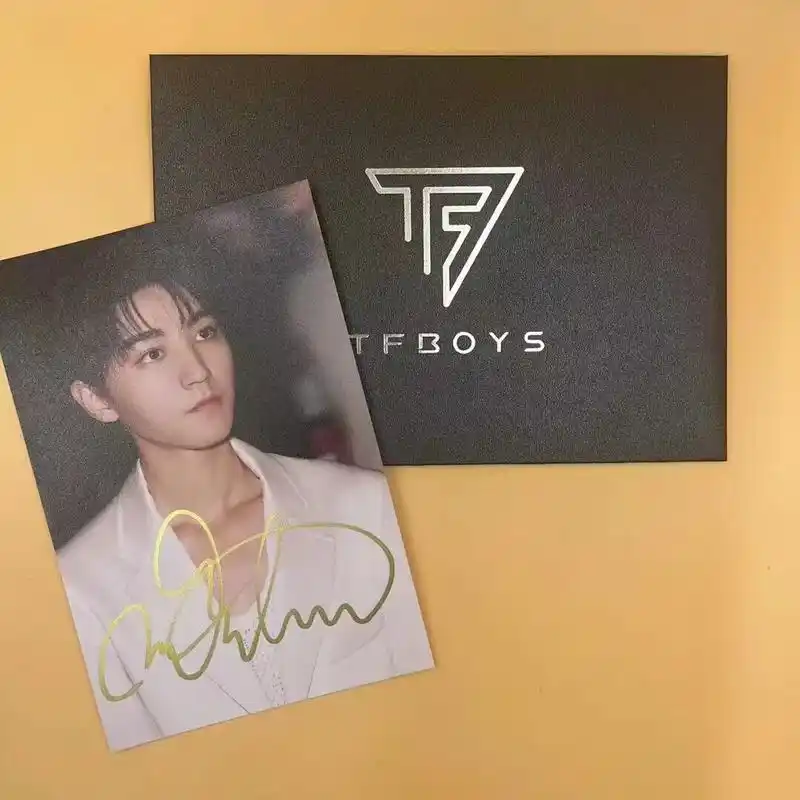 15王俊凯签名照 #我的追星日记 #亲笔签名 #追星 #女孩子 - 抖音