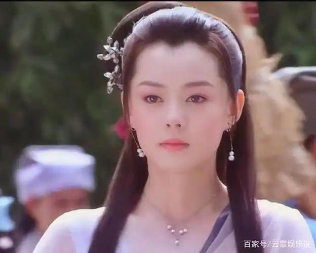 《天师钟馗》最美女主角之一:刘一含,白牡丹明丽动人