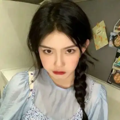 真人网红头像女生