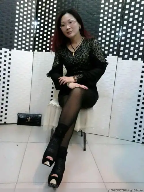 外来工女人 - 知名网络女人