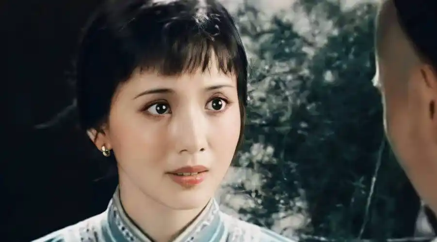 曾被传为前夫守寡10余年二婚再遇真爱,她辟谣是和初恋幸福至今_陶慧敏