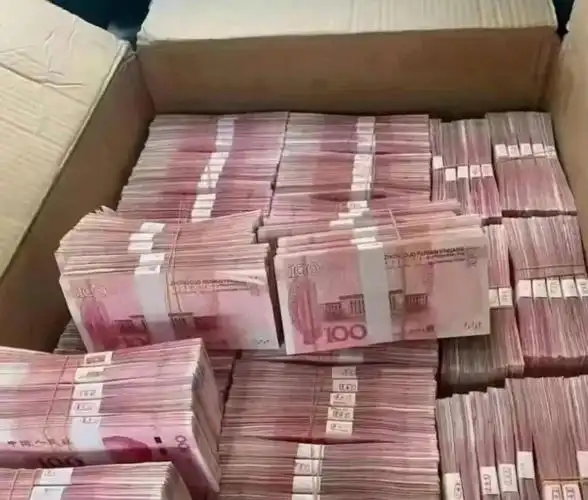 捆一摞100元现金图片成摞的人民币照片一捆100元人民币成捆百元大钞