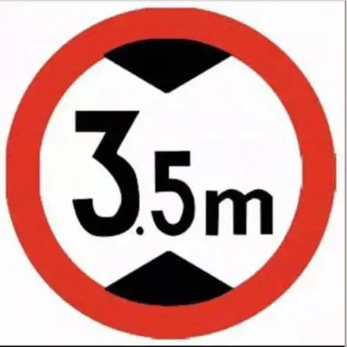 如何看懂马路上交警的手势—飞耀交通标志牌厂家