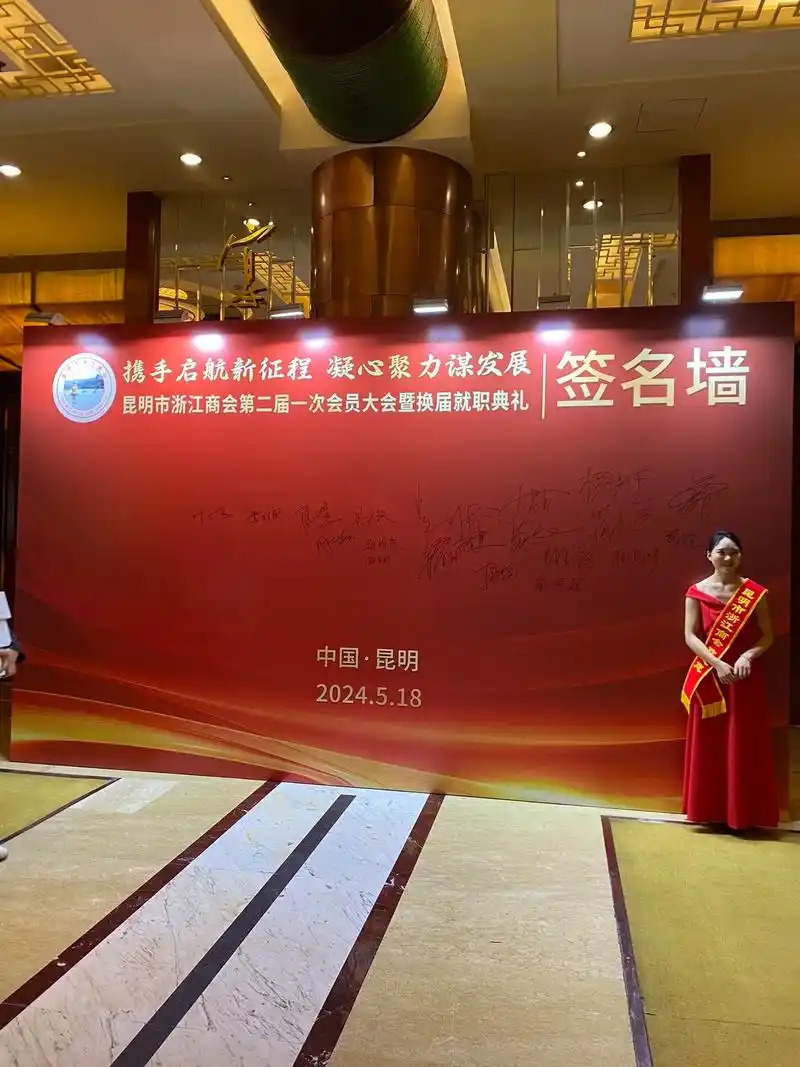 2 0 分享 音乐 举报 发布时间: 2024-05-18 17:09 全部评论 大家都在