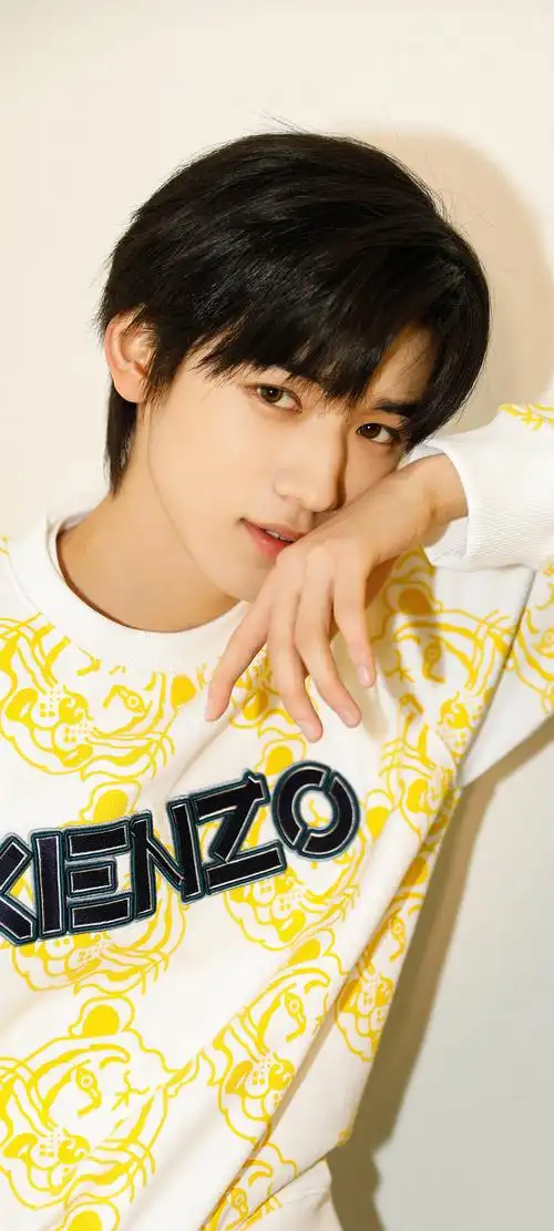 宋亚轩手机壁纸