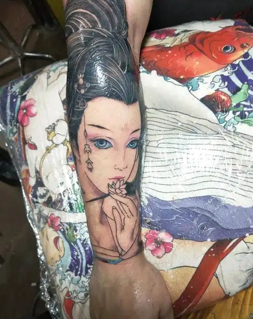 貂蝉纹身图片手臂新传统纹身图案