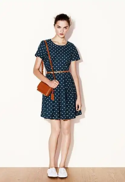 [霓裳真人]女生全身参考-堂邦嘉真街拍哥的相册(转载)_时尚资讯_天涯