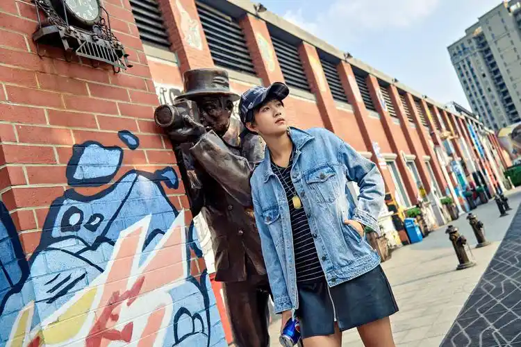 酷潮风格服装拍摄