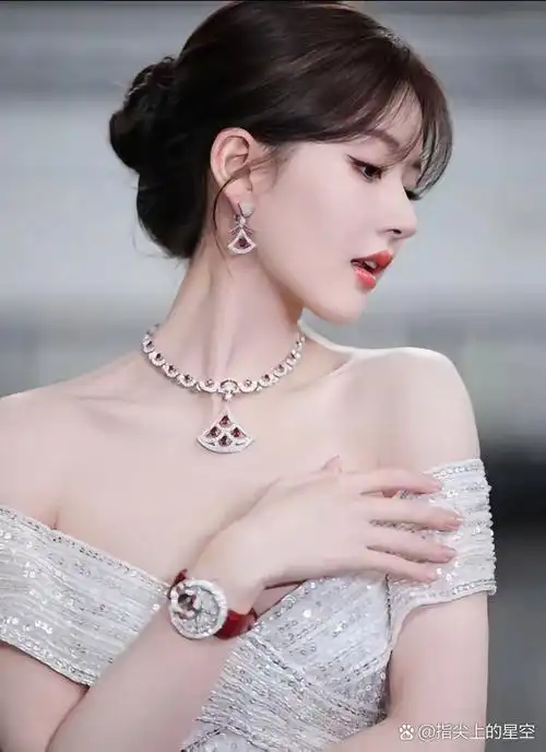 娱乐圈95后的女明星,你觉得谁演技最棒? 1,章若楠,1996年.