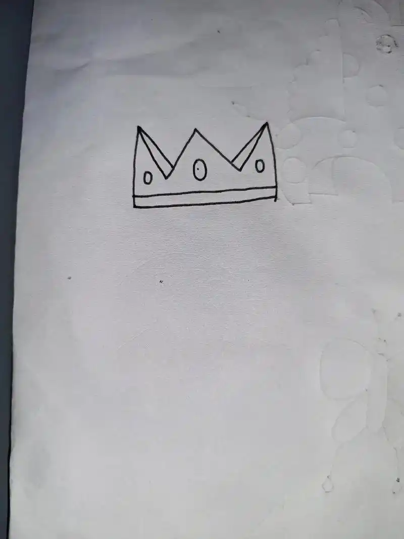 画个王冠给最美丽的公主和英俊的王子带上#绘画 #画王冠 - 抖音