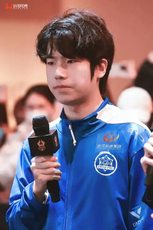 【刀口返图:1216@estarpro花海】这是谁?