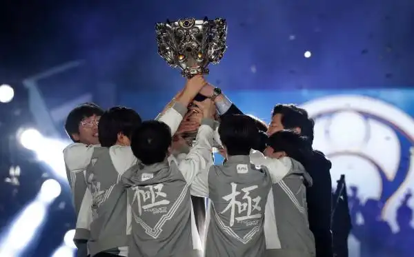 ig夺冠,新生代的另一种体育强国梦