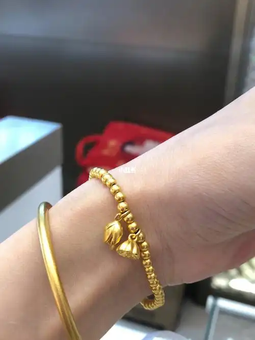 古法黄金手镯叠戴