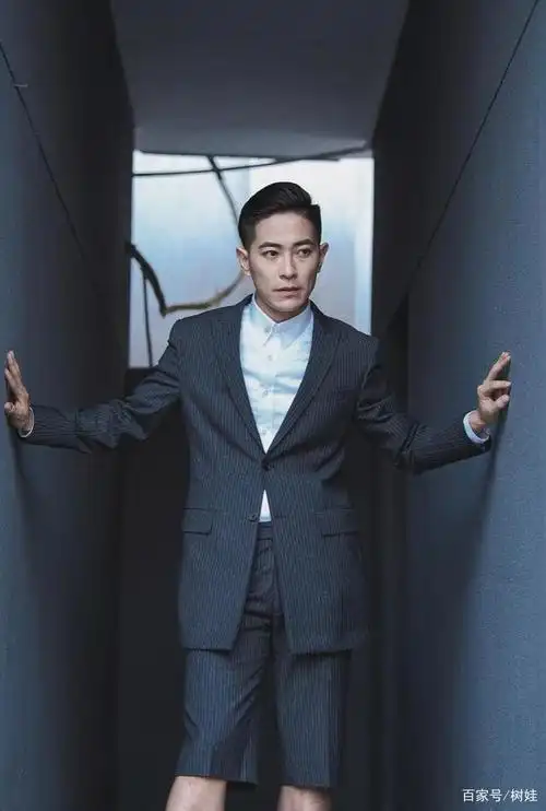 罗钧满难得与林峰再合作,北上五年发展平平,演员名单中未见其名