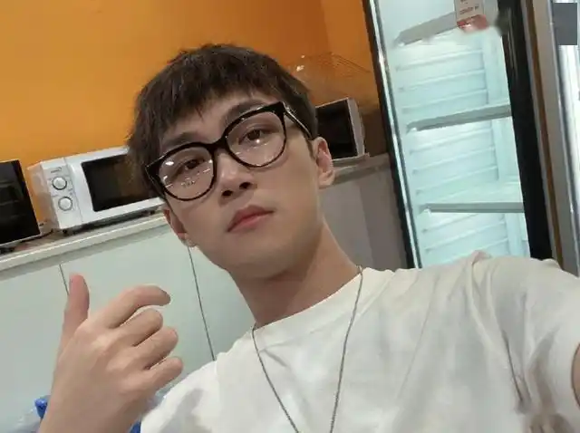 鲨鱼哟受虎牙热捧不求人却真被冷落直播数据早已说明一切