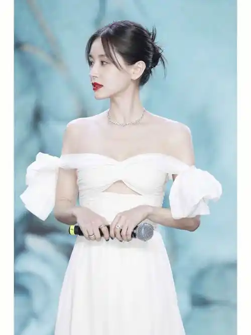 张天爱个人资料 抖音张天爱瑜伽裤三角形 - 大百科