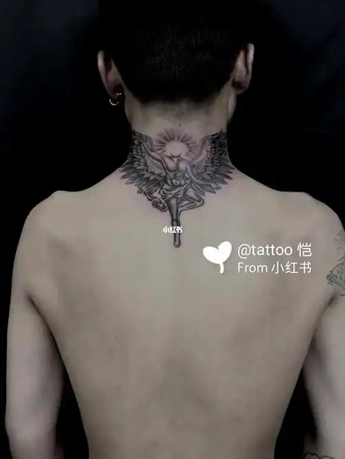 权志龙同款天使纹身