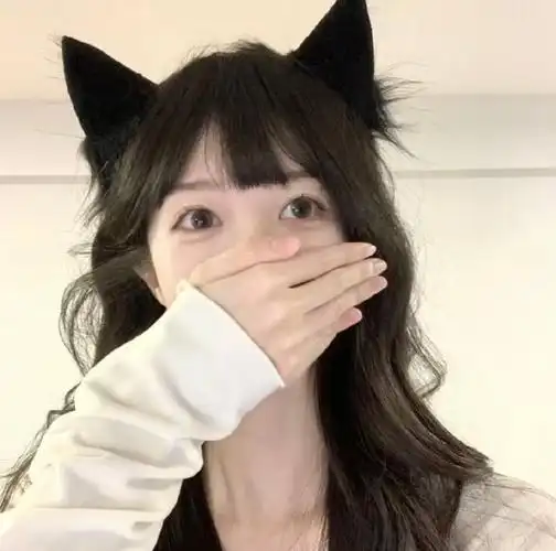 【搞怪女头可爱女生头像春夏活力微信qq头像无水印】#搞怪头像##女生