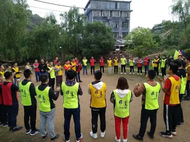 头头拍拍,肩肩拍拍