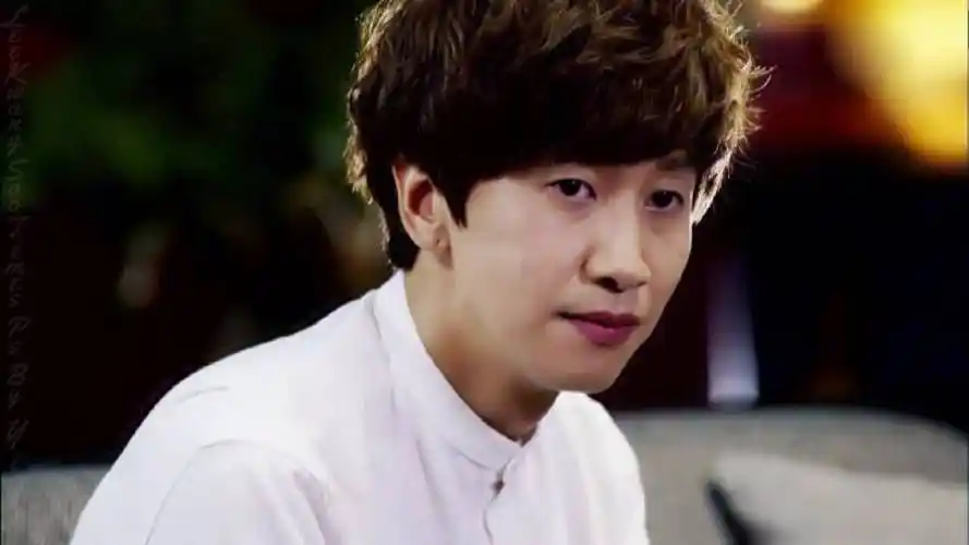 李光洙直言不会退出《rm》,与女友现状公开,网友:果然是好男人_交往