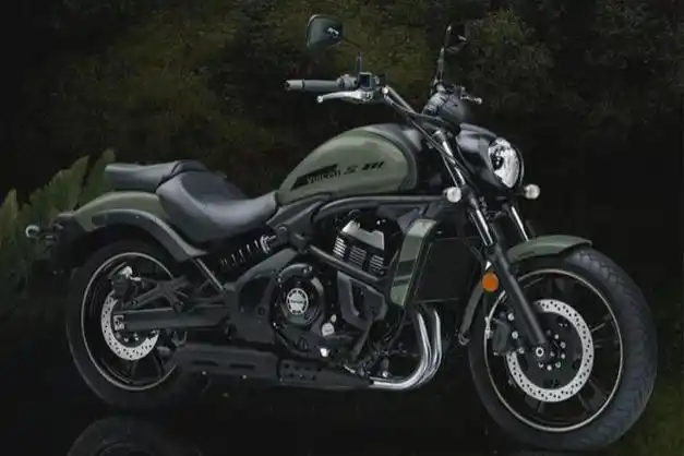 因此单从价格来看,这款川崎小火神650是没有太大优势的, 毕竟本田cm