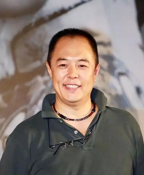 张铁林(张铁林个人简历)