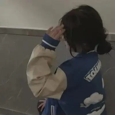 ins不露脸的女生头像