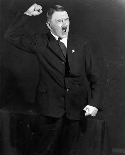 恶魔是怎样炼成的_阿道夫·希特勒