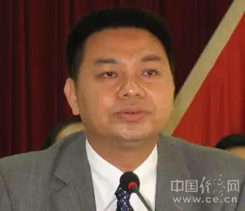 郑佳任汕尾市委政法委书记李庆新接任市委秘书长图简历