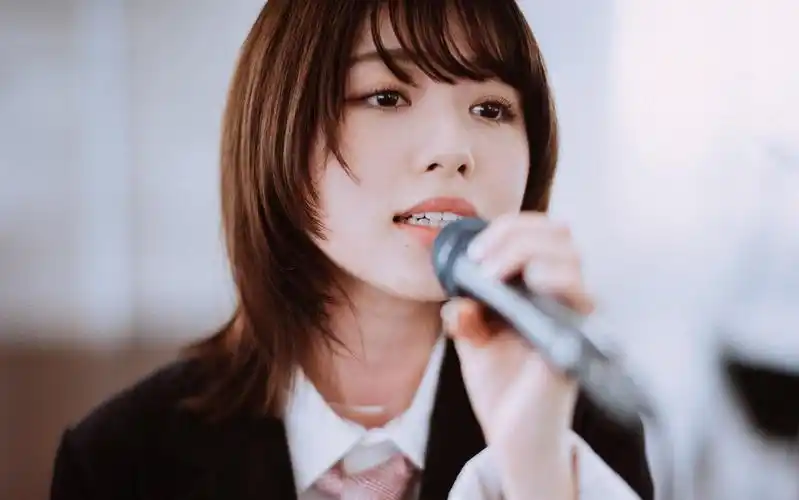 八木海莉「お茶でも飲んで - with ensemble」「僕らの永夜 - with