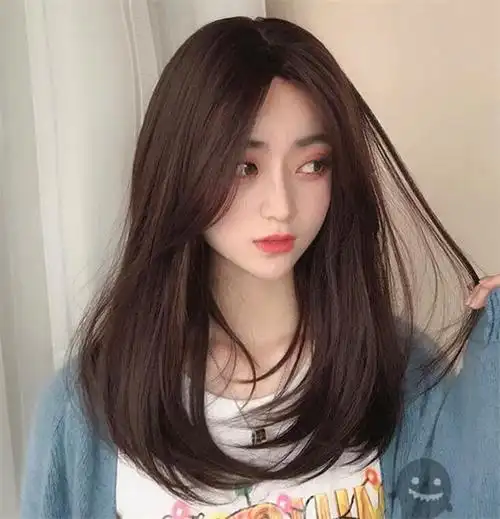 有流海的长发的发型,打造唯美披肩发型_飘逸直发_女生发型大全