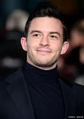 英国男明星乔纳森·贝利登时尚杂志封面,这是真的帅啊