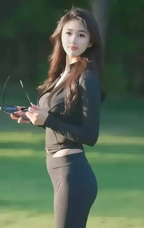 为什么女人喜欢拍侧面照片?_女生_原因_感觉