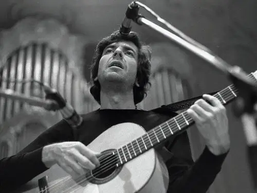 莱昂纳德科恩诗选耶稣是个水手只有溺水的人可以看见他