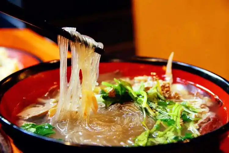 暑假坐着高铁去南京体验金陵美食吧